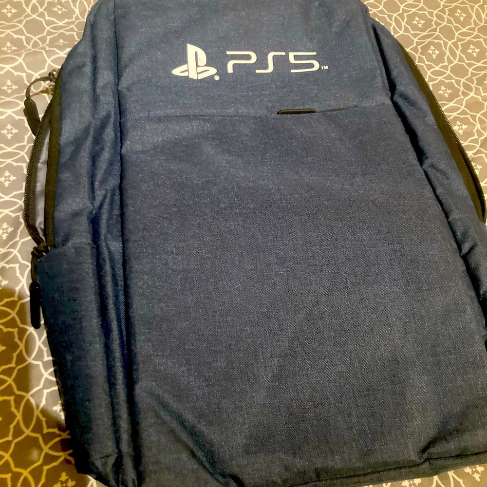 PS5 backpack carrier for game console